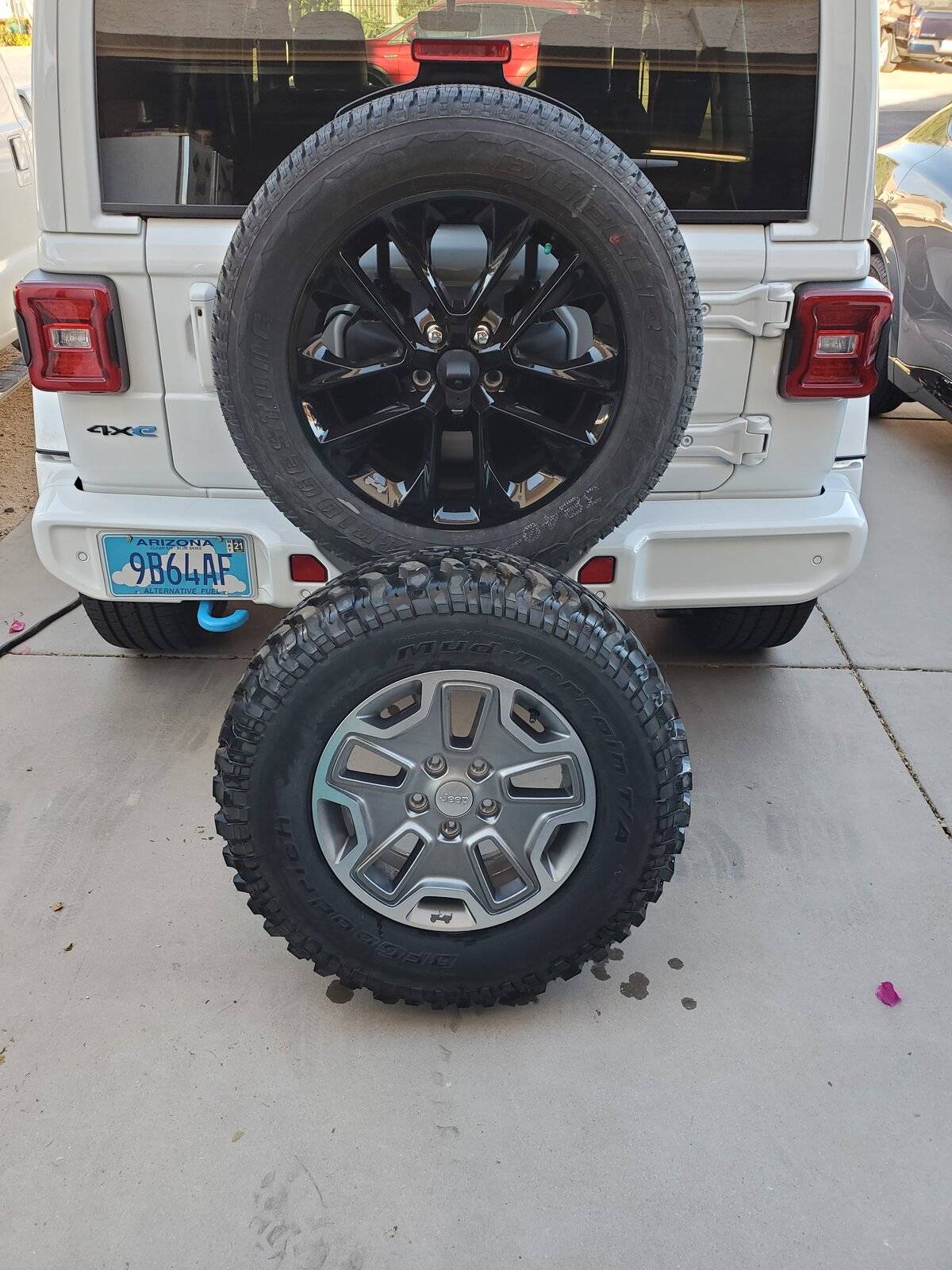 Ford Mustang Mach-E Summer tire option for Premium Ext AWD 20210612_181303