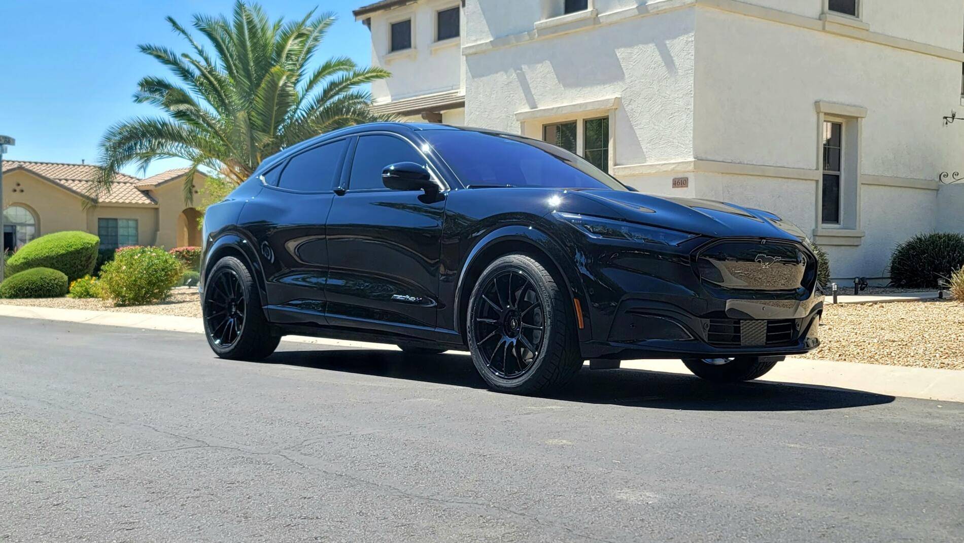 Ford Mustang Mach-E SHADOW BLACK Mach-E Photos 1625153875492