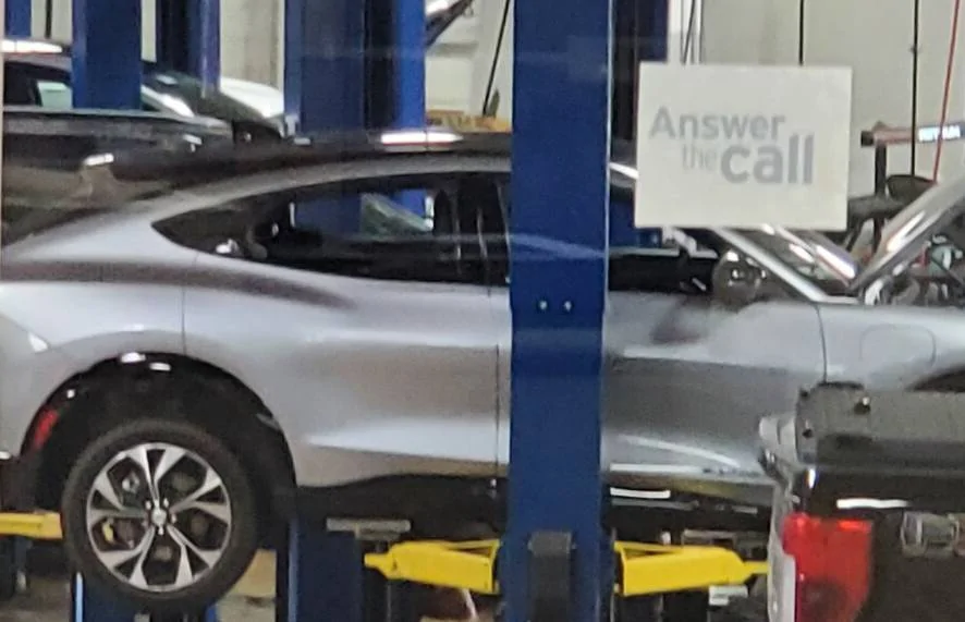 Ford Mustang Mach-E (High voltage battery issue): Jinxed myself... MME Premium ER with "Service vehicle soon" and the dreaded turtle, wrench and error icon 20210706_130216