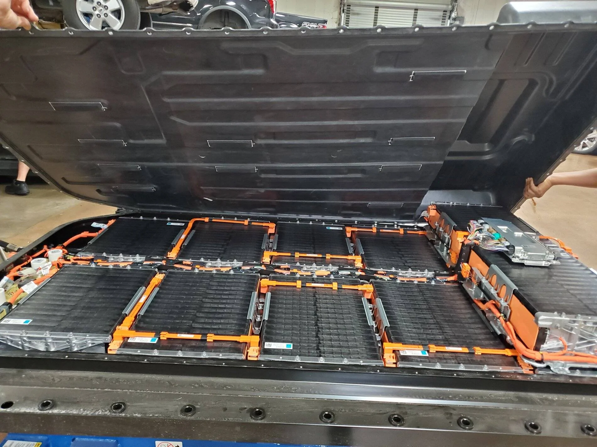 Ford Mustang Mach-E (High voltage battery issue): Jinxed myself... MME Premium ER with "Service vehicle soon" and the dreaded turtle, wrench and error icon 20210716_153057