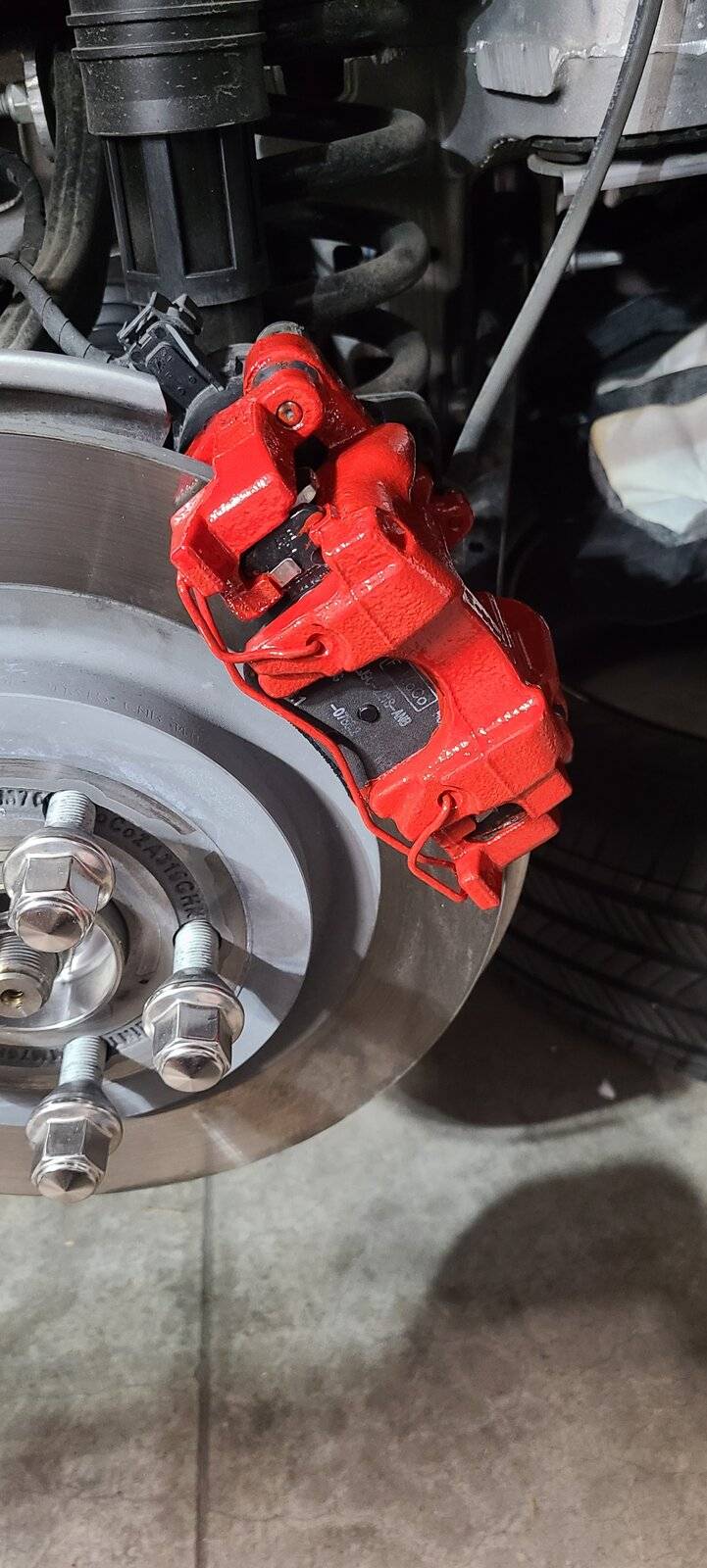 Ford Mustang Mach-E DIY Caliper Paint 20210718_092335