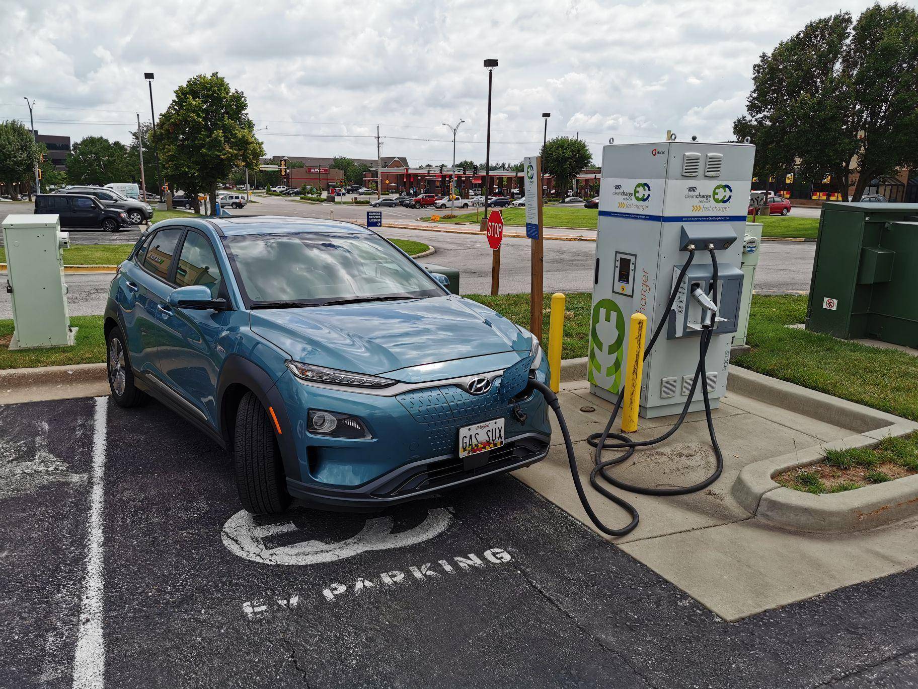 Ford Mustang Mach-E Mach-E not charging on Efacec DCFC chargers 434640