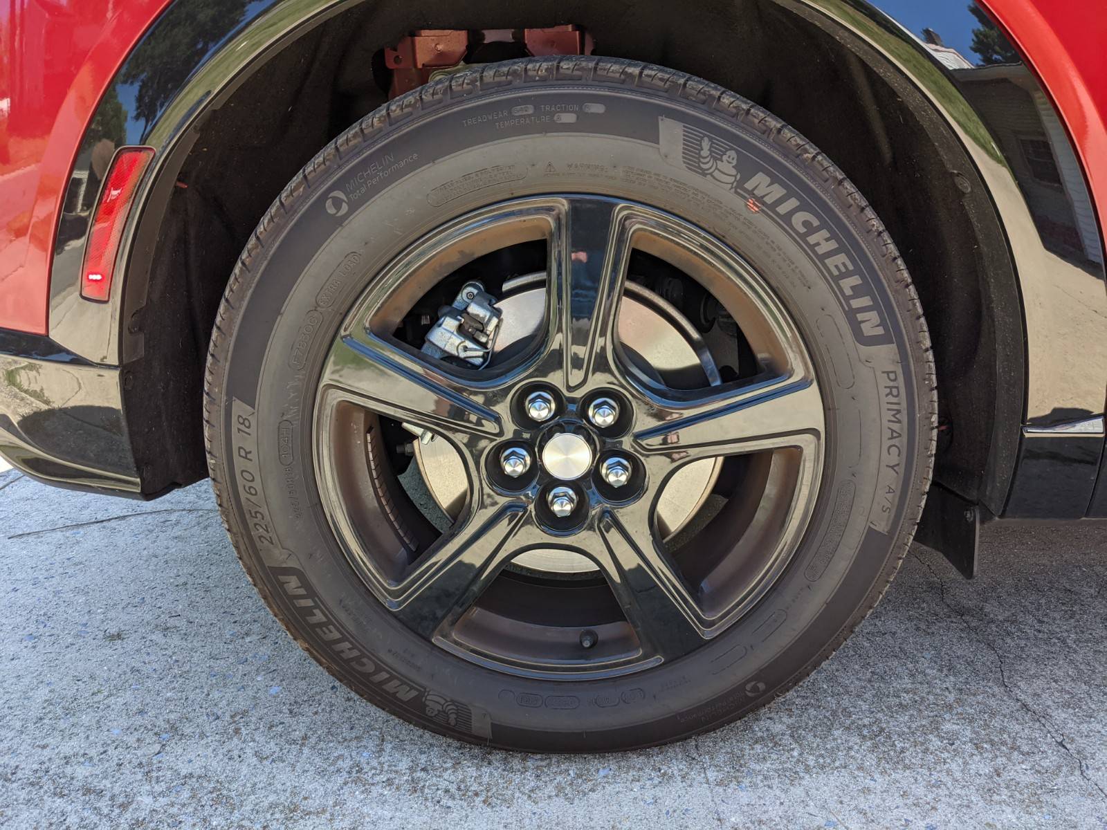 Ford Mustang Mach-E Route 1 wheels without Aero Covers - the finished look with center caps installed PXL_20210731_190031030