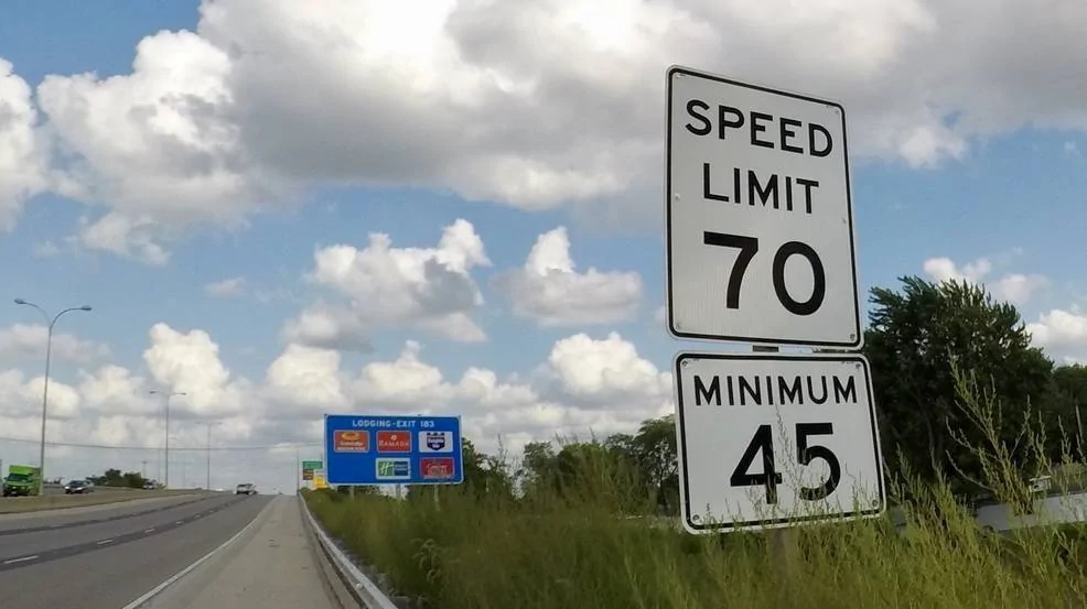 Ford Mustang Mach-E Reading 35 MPH Electronic Speed Limit Signs? Speed 5