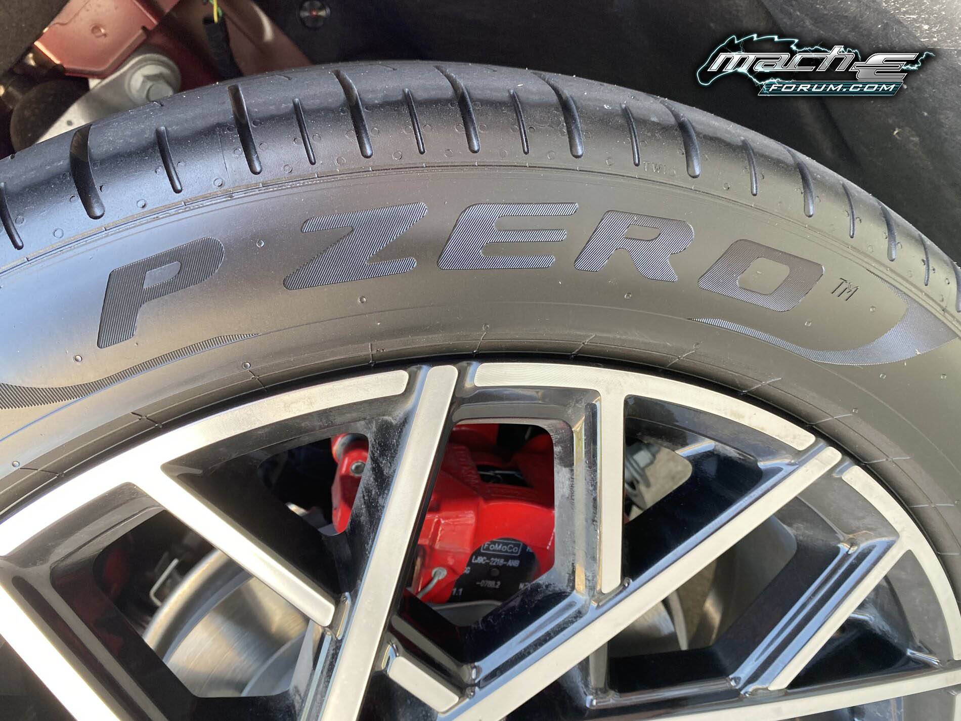 mach-e-gt-performance-edition-wheels-tires-7-jpg.jpg