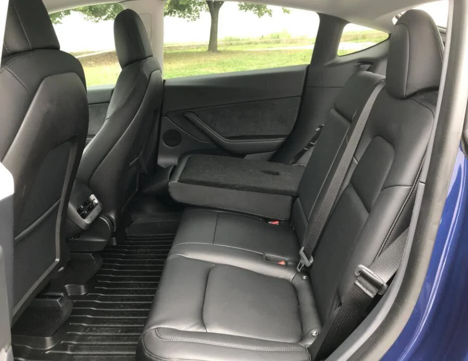 Ford Mustang Mach-E Had to stop by a Tesla dealer today 1630502242389