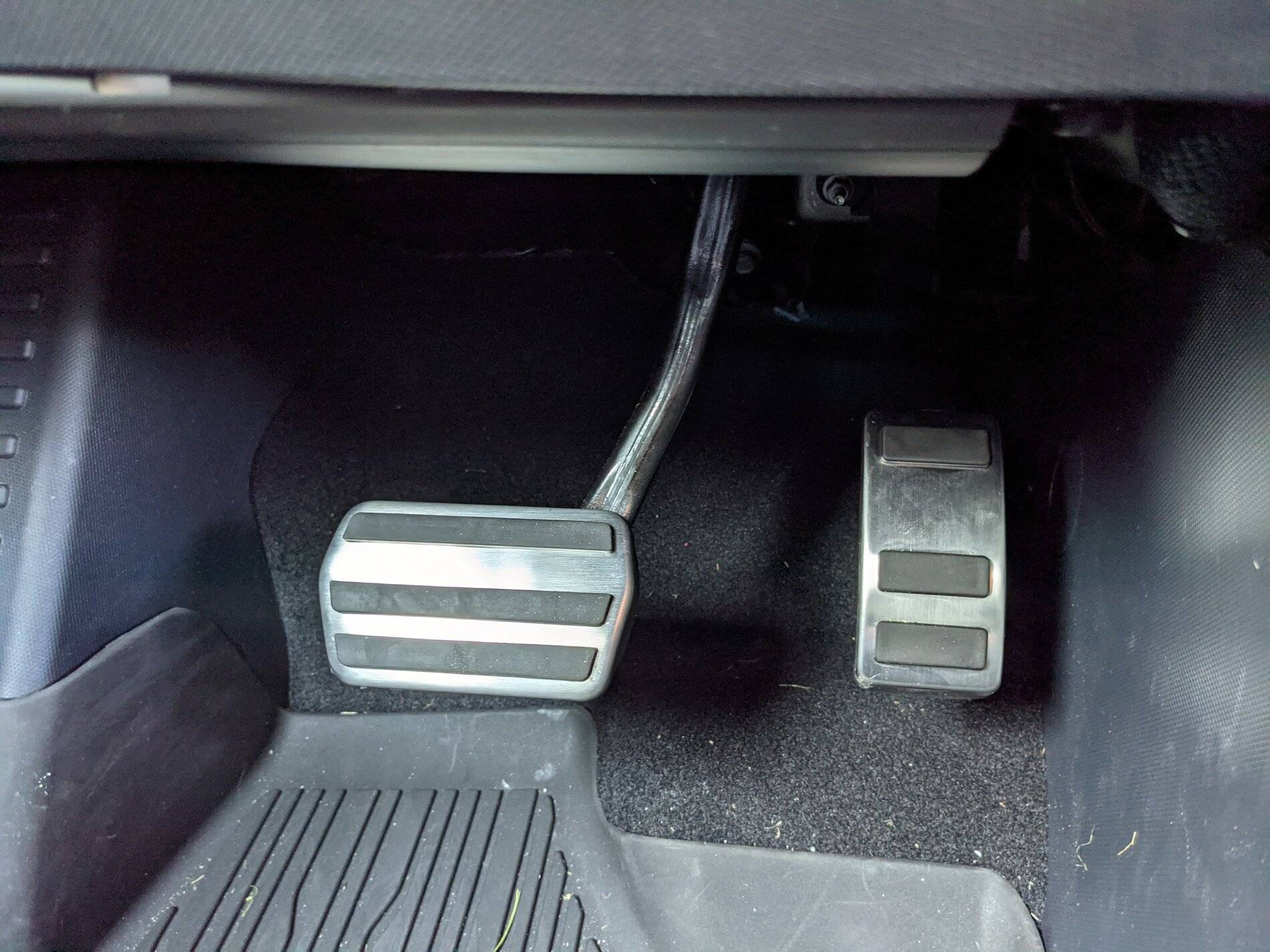 Ford Mustang Mach-E Pedal covers - video PXL_20210907_225321898