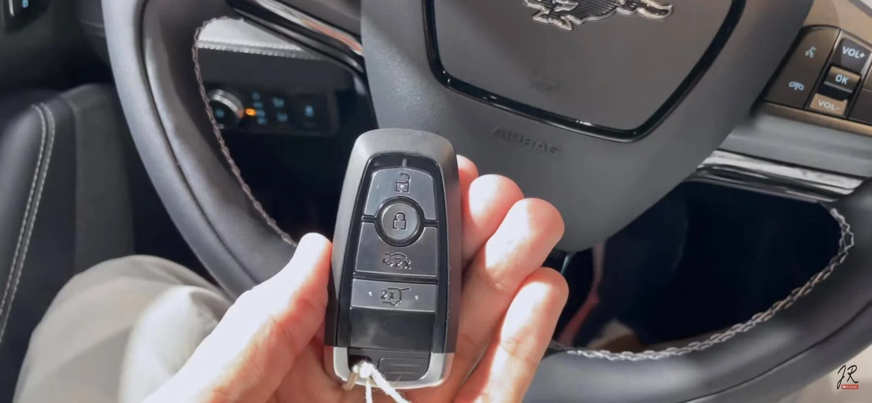 Ford Mustang Mach-E Mach-E key fob to include frunk opener button (in Europe)? 7FBF4D50-5497-4B40-AA01-22B798F84488