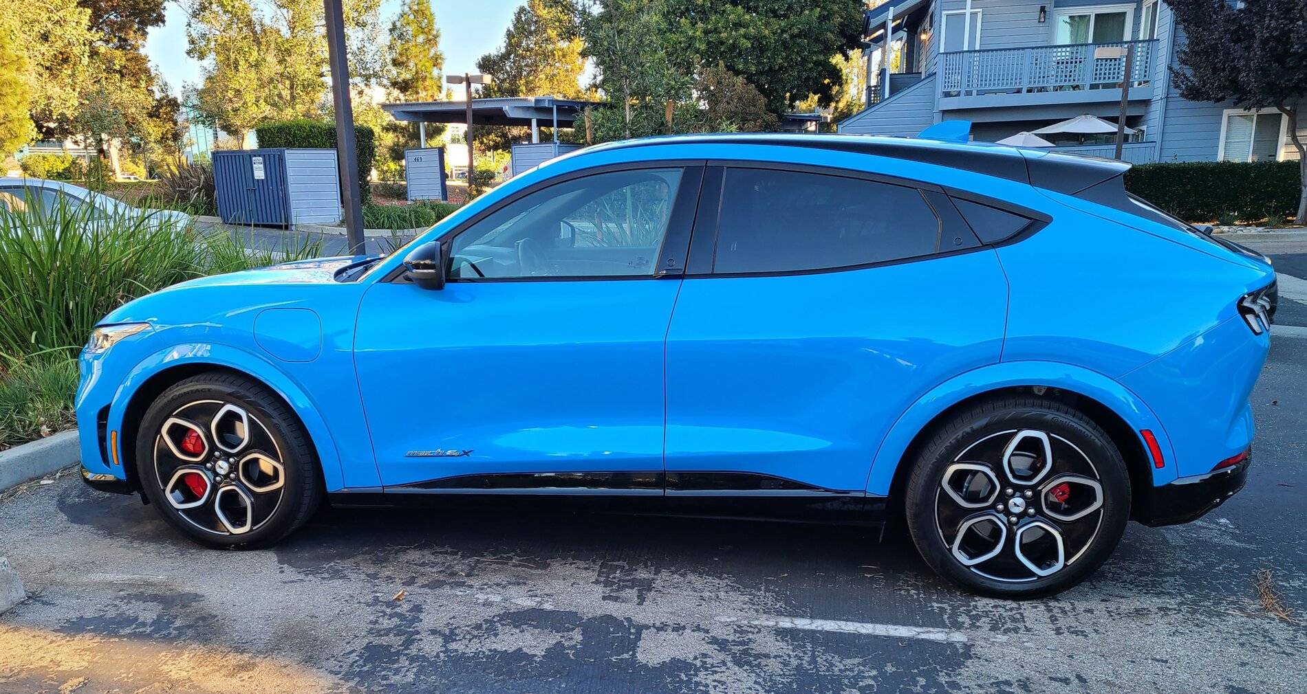 Ford Mustang Mach-E 2020 Taycan 4S vs 2021 Ford Mach-E GT comparison by owner 20211012_082106