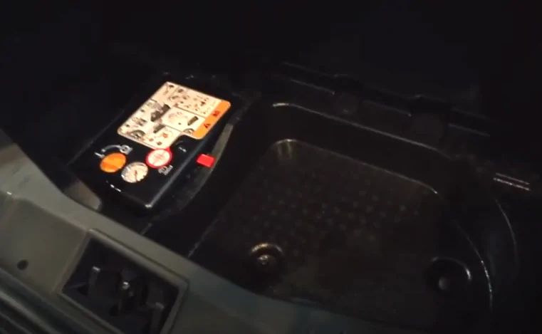 Ford Mustang Mach-E Does a tire repair kit expire? Annotation 2020-09-04 140700