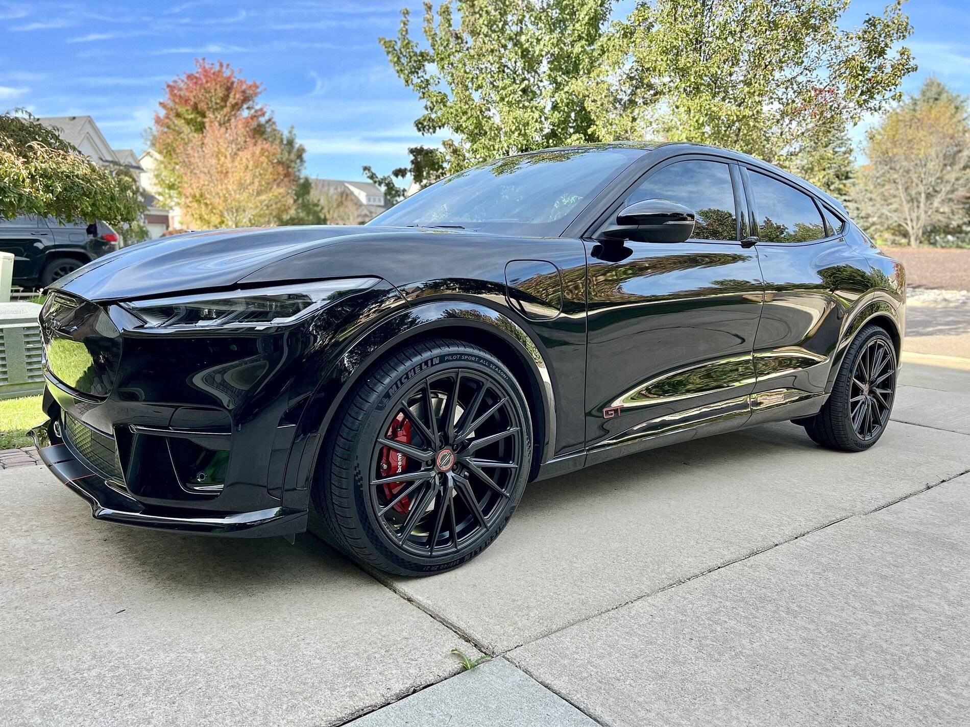 Ford Mustang Mach-E Mach-E Aftermarket wheel and tire information and pictures 79A3FA7D-B319-47E5-8F5B-E848C7F52B70