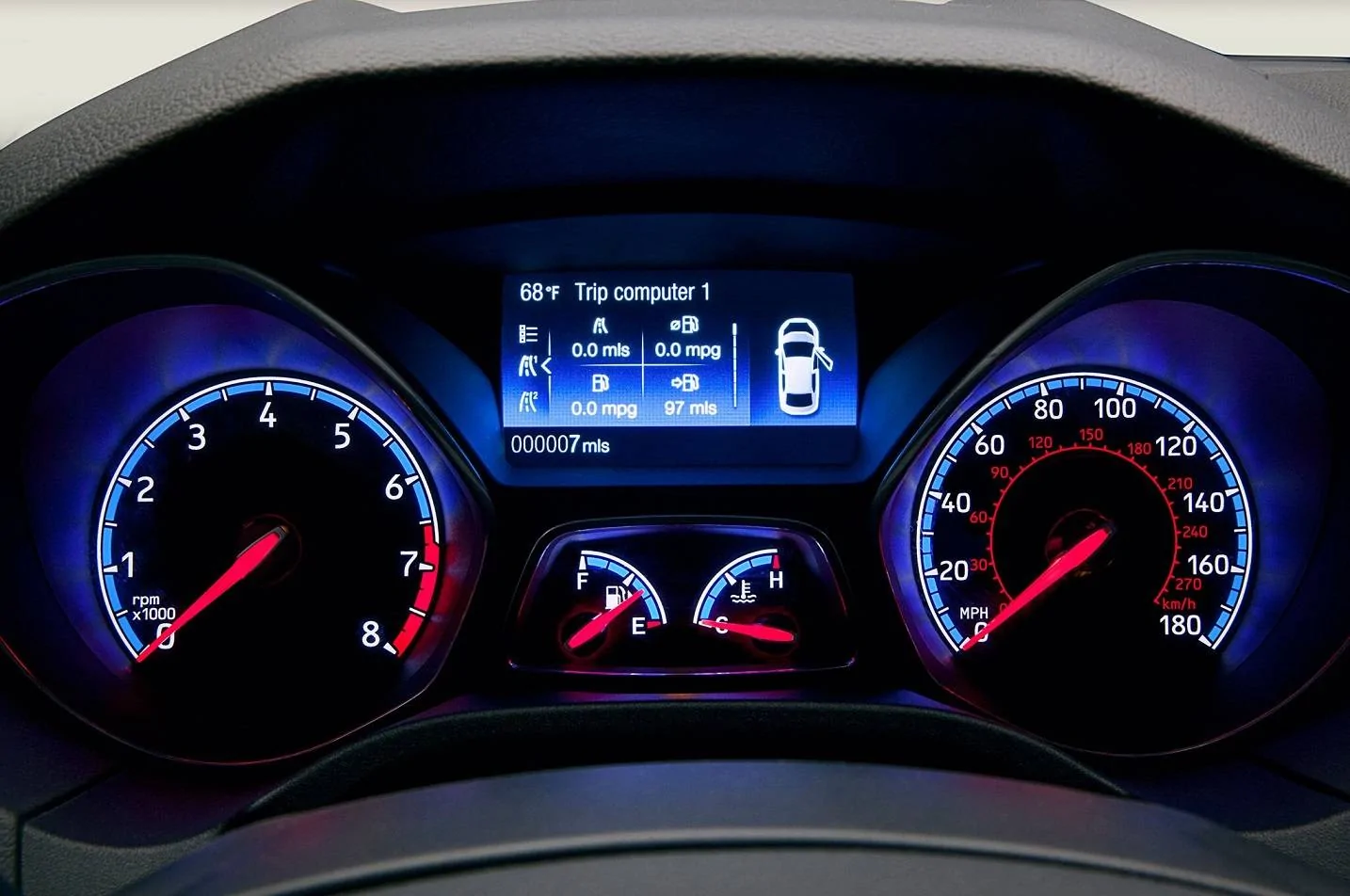 Ford Mustang Mach-E Weird battery sign in front mi/KWh focusinstrumentcluster