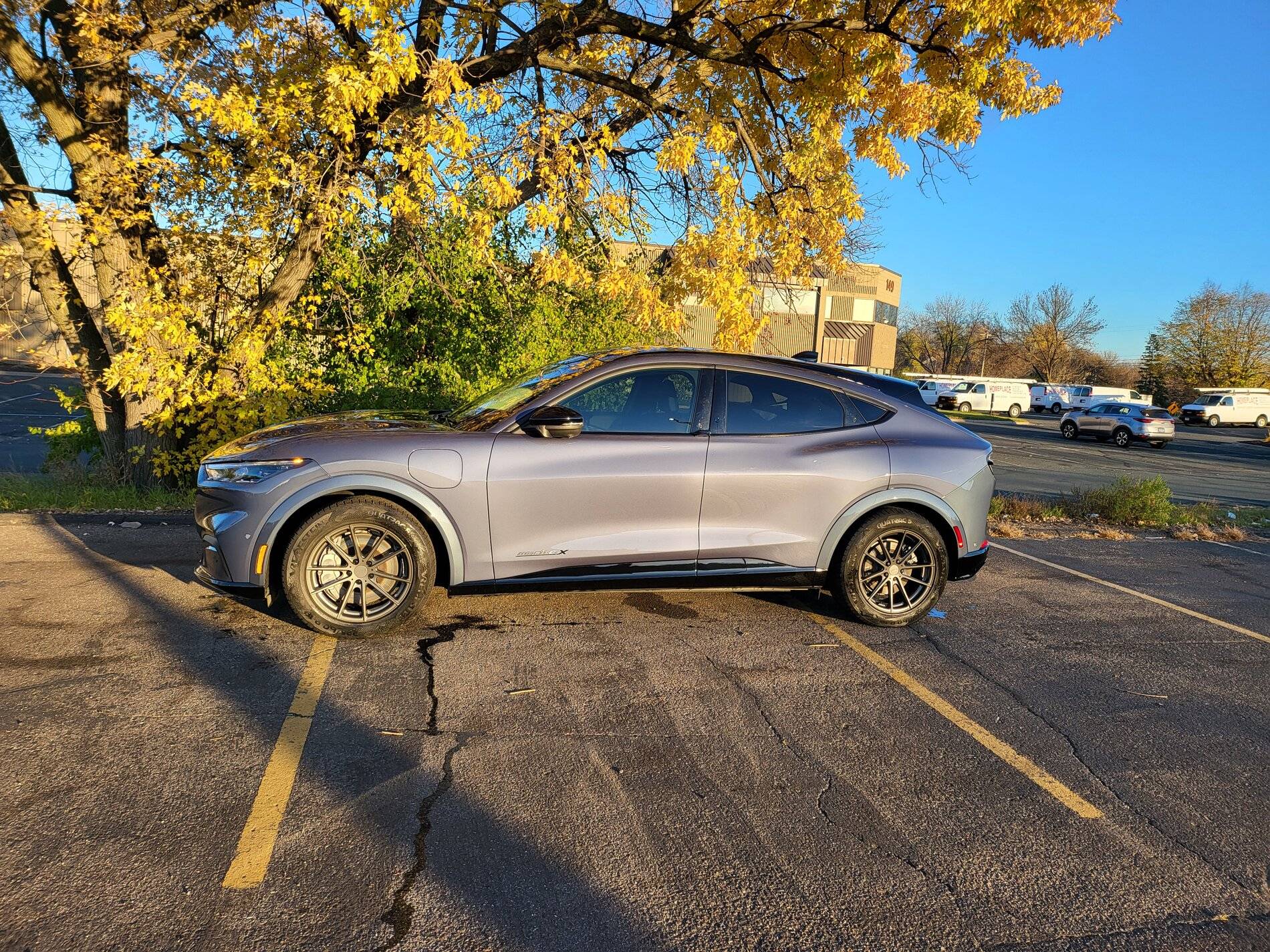 Ford Mustang Mach-E Winter tires 20211106_170933