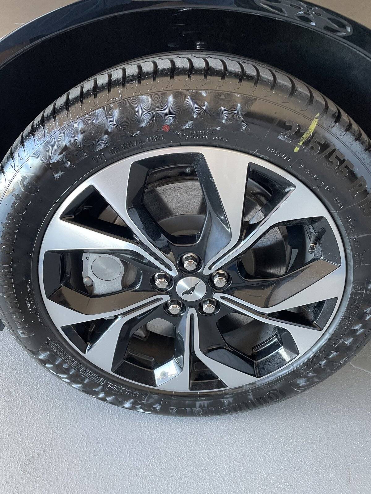 Ford Mustang Mach-E Mach-E vs ID.4 vs Polestar 2 vs Model Y video FCF78A15-D34F-4AD4-8592-028ED4D3934C