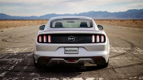 Ford Mustang Mach-E Added a black bar / blackout wrap to tail rear and waiting for spoiler downloadfil