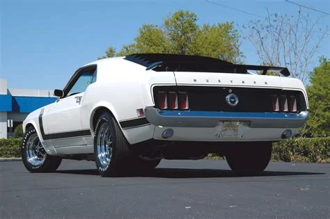 Ford Mustang Mach-E Added a black bar / blackout wrap to tail rear and waiting for spoiler downloadfile-3