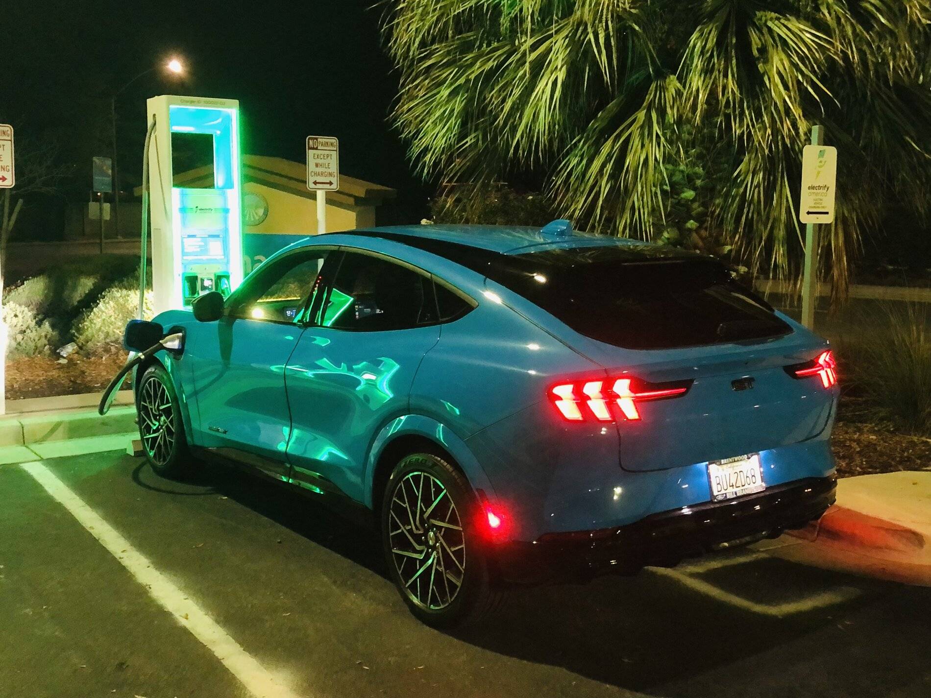 Ford Mustang Mach-E GRABBER BLUE Mach-E Photos FD161CA7-7A79-4916-AC20-88BCFAA05D9D