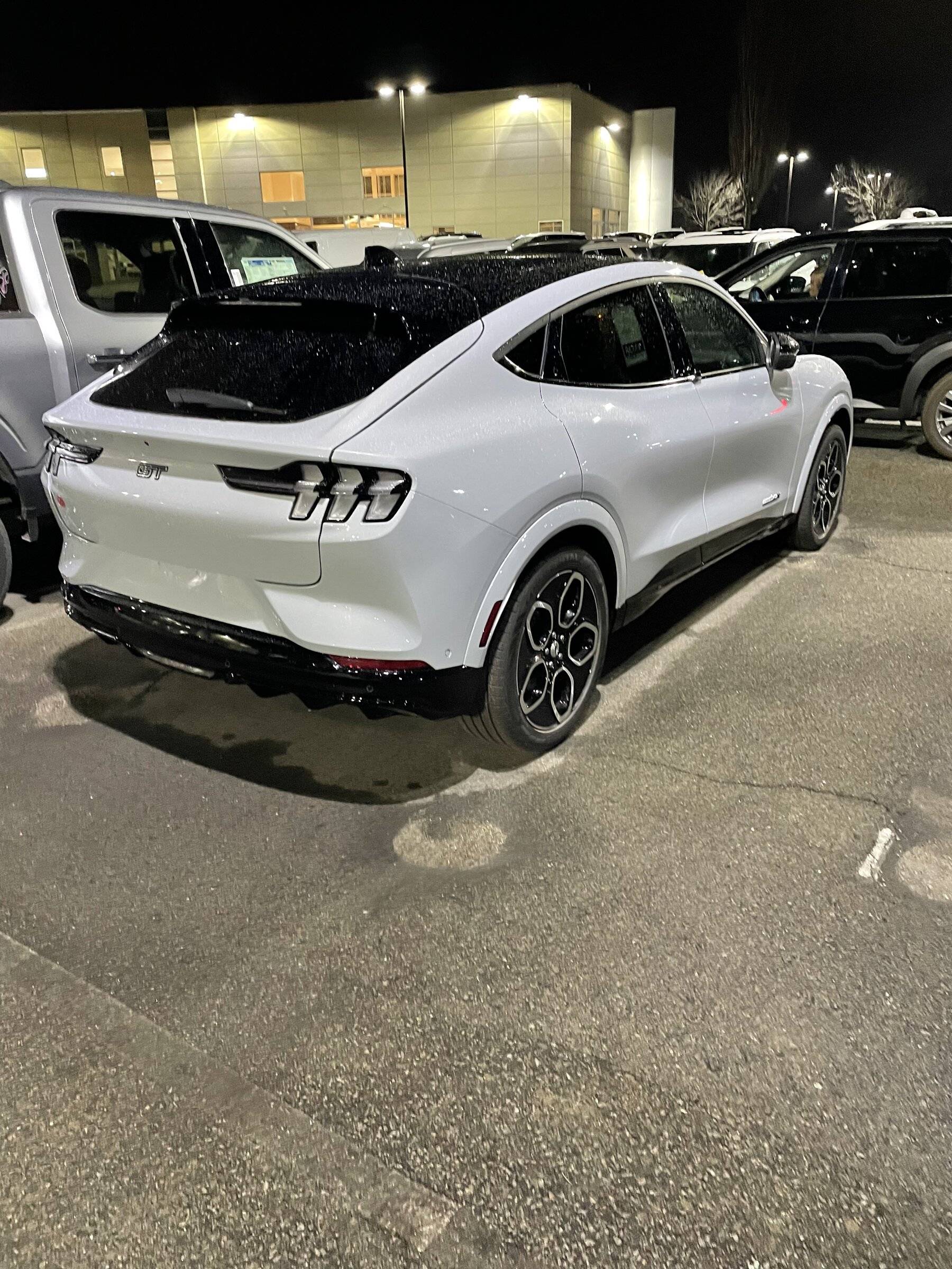Ford Mustang Mach-E Mach E GT in Space White 1023B3D9-441C-49D6-8F3B-0977F224E02A