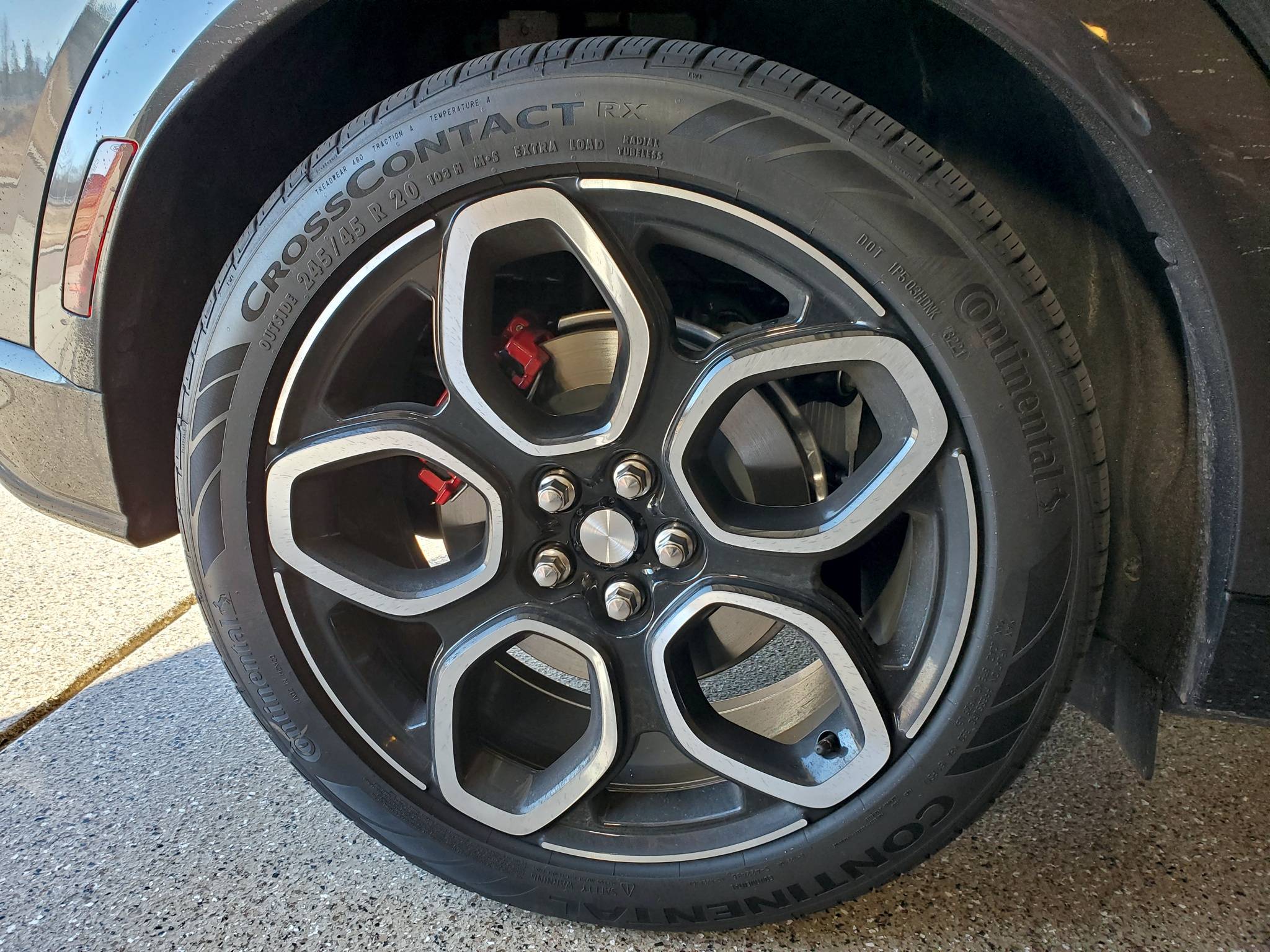 Ford Mustang Mach-E Mach-E GT wheels aero cover removal - photos & instructions writeup DIY Wheels_6