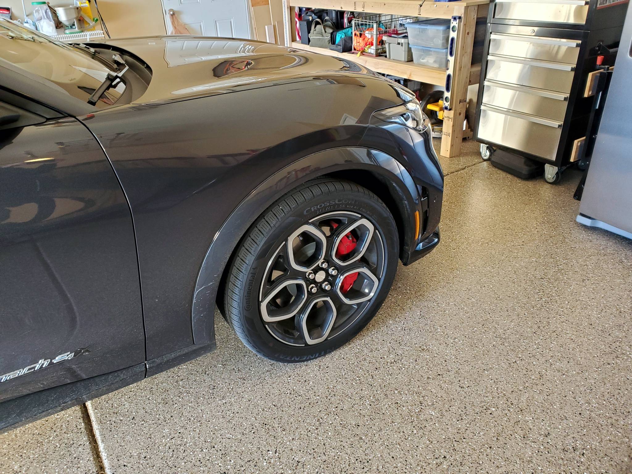 Ford Mustang Mach-E Mach-E GT wheels aero cover removal - photos & instructions writeup DIY Wheels_7