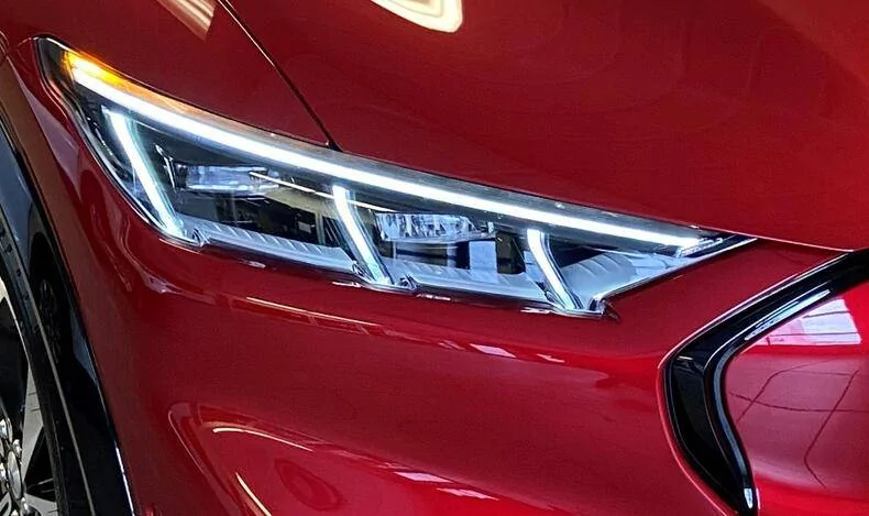 Ford Mustang Mach-E DRLs ? 1639000794497