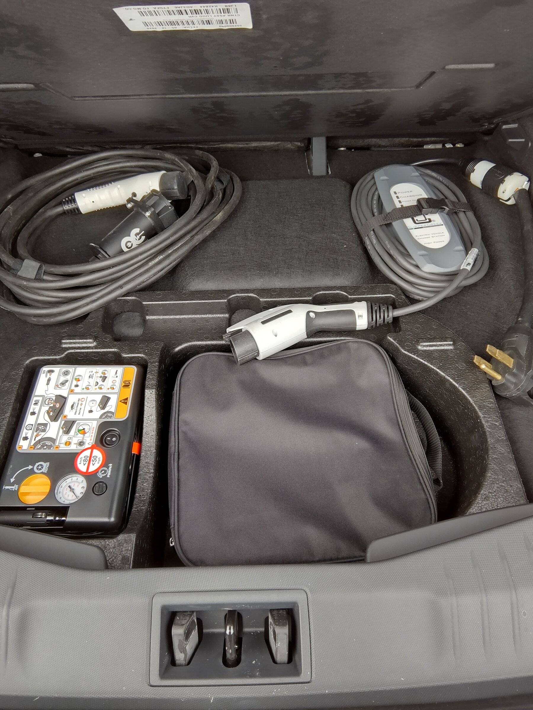 Ford Mustang Mach-E Correct J-1772 Extension cord 2021-02-10 10.47.14