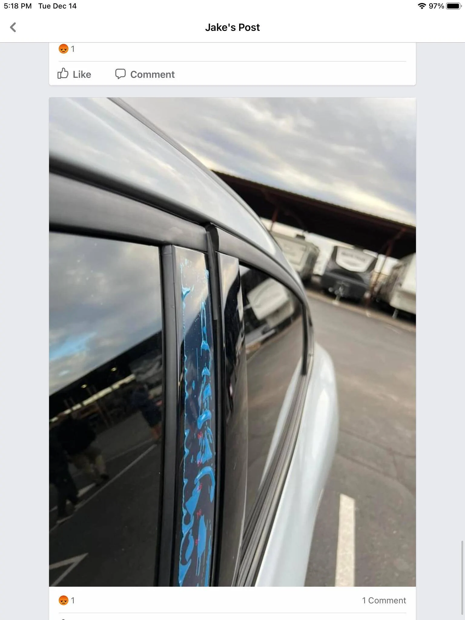 Ford Mustang Mach-E OMG baaad recall work done on Glass Recall. PSA: get out your camera…. 12172050-0F0A-4AE1-8E99-5AC5F06683EC