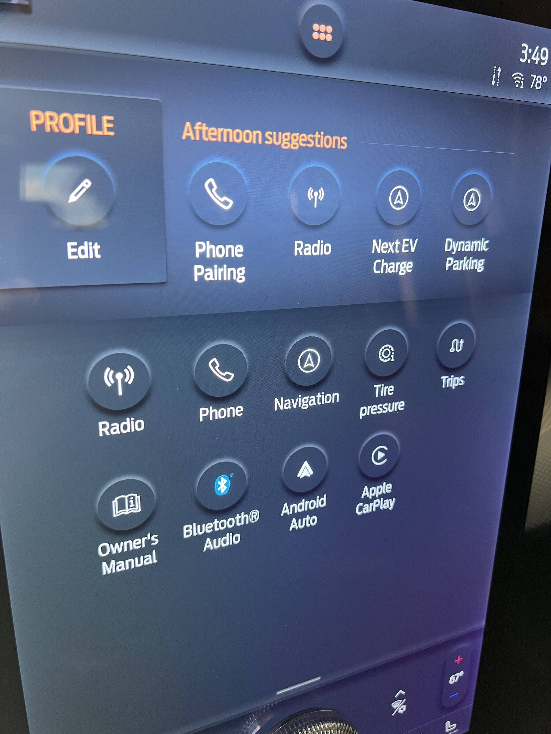 Ford Mustang Mach-E Sync says 1.7.1 is installed. No features are present from it. Automatic Updates grayed out now. 3F2980C8-D3D4-463F-BE12-55112E801719