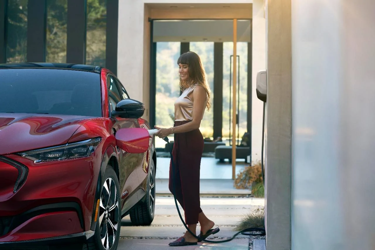 Ford Mustang Mach-E Ford Launches Zero-Carbon Electric Vehicle Home Charging Initiative in California 21_frd_mch_48118-jpg