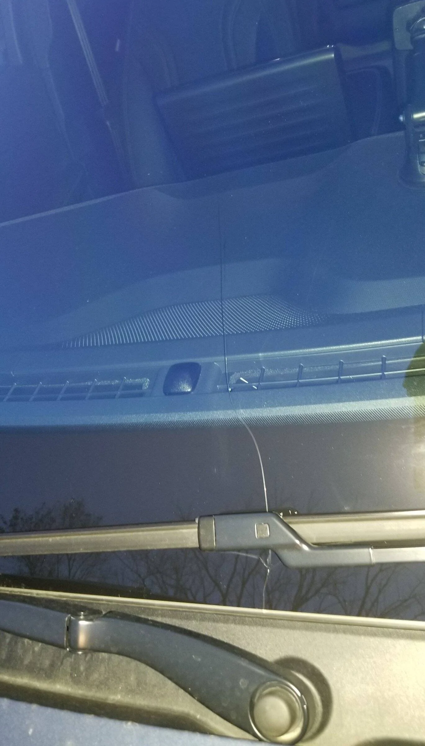 Ford Mustang Mach-E Cost for new windshield Crack in MME Glass