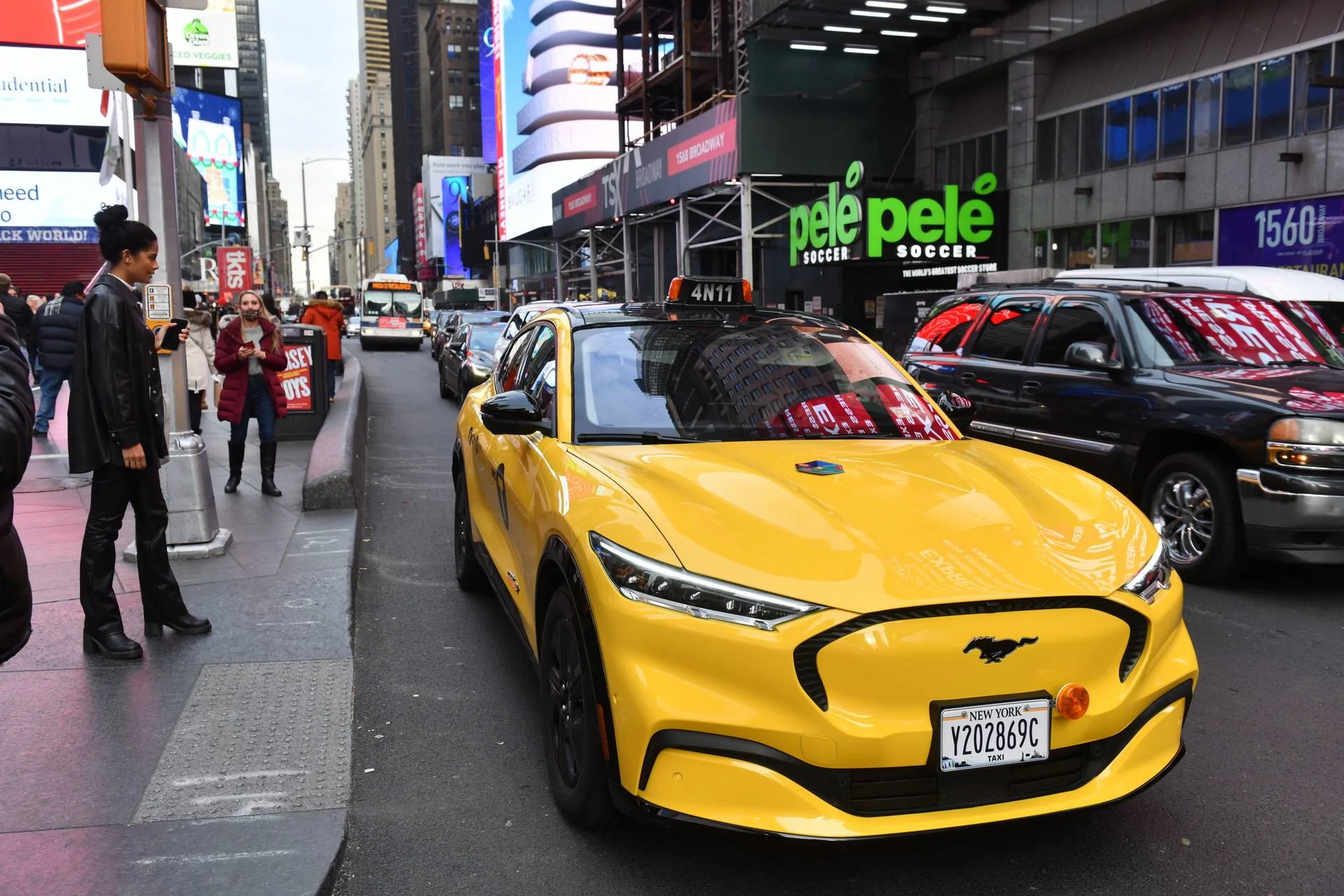 Ford Mustang Mach-E Gravity launches Mach-E yellow taxi cab in NYC 2021-Ford-Mustang-Mach-e-NYC-Yellow-Cab_4