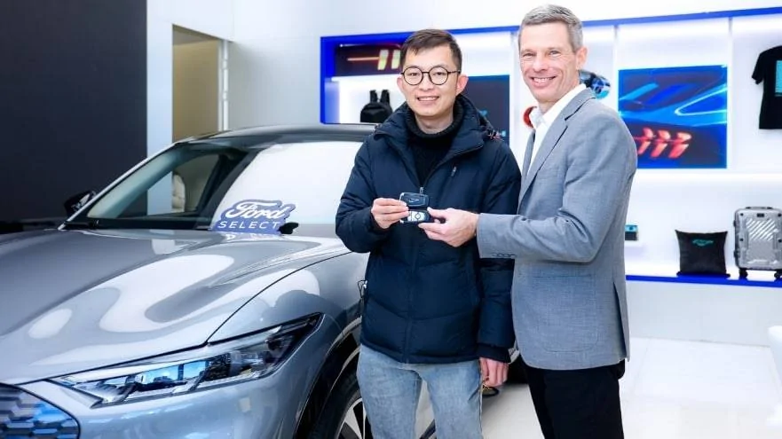 Ford Mustang Mach-E Mach-E Delivered to First Customers in China mache-mustang-china