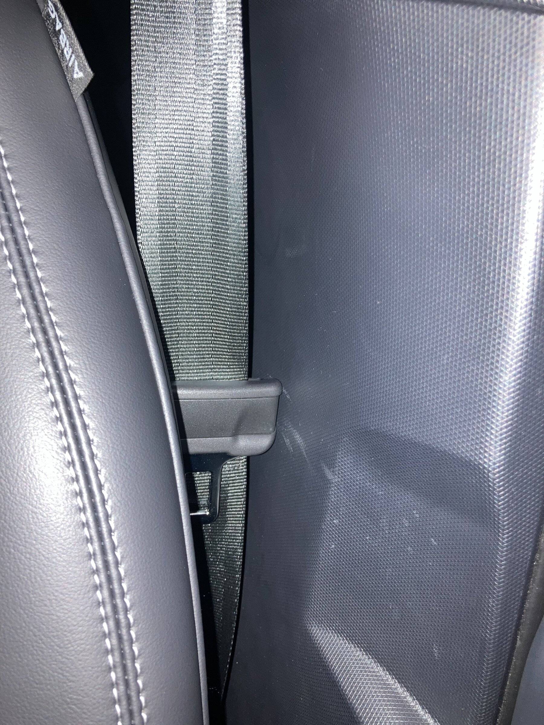 Ford Mustang Mach-E ActiveX seat split open - 2 months old 8B4D4610-E717-4C12-82CE-86203F256638