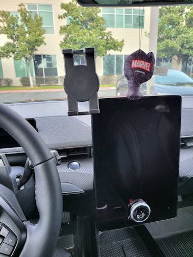 Ford Mustang Mach-E Phone mounting solution for Galaxy Fold and mini Tablets 20220104_125330