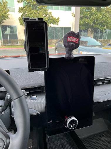 Ford Mustang Mach-E Phone mounting solution for Galaxy Fold and mini Tablets 2