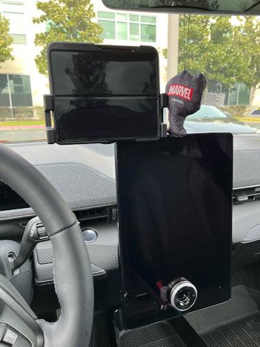 Ford Mustang Mach-E Phone mounting solution for Galaxy Fold and mini Tablets 1