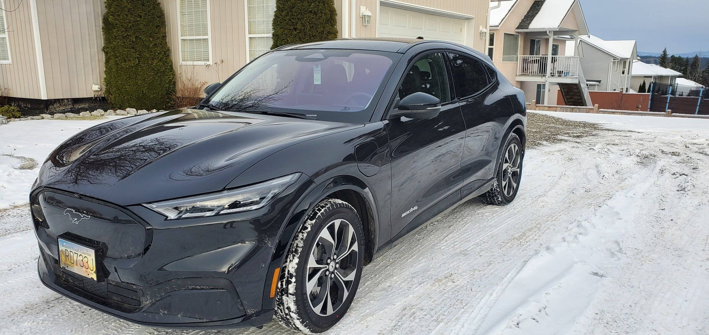 Ford Mustang Mach-E DARK MATTER GRAY Mach-E Photos 20211207_142300