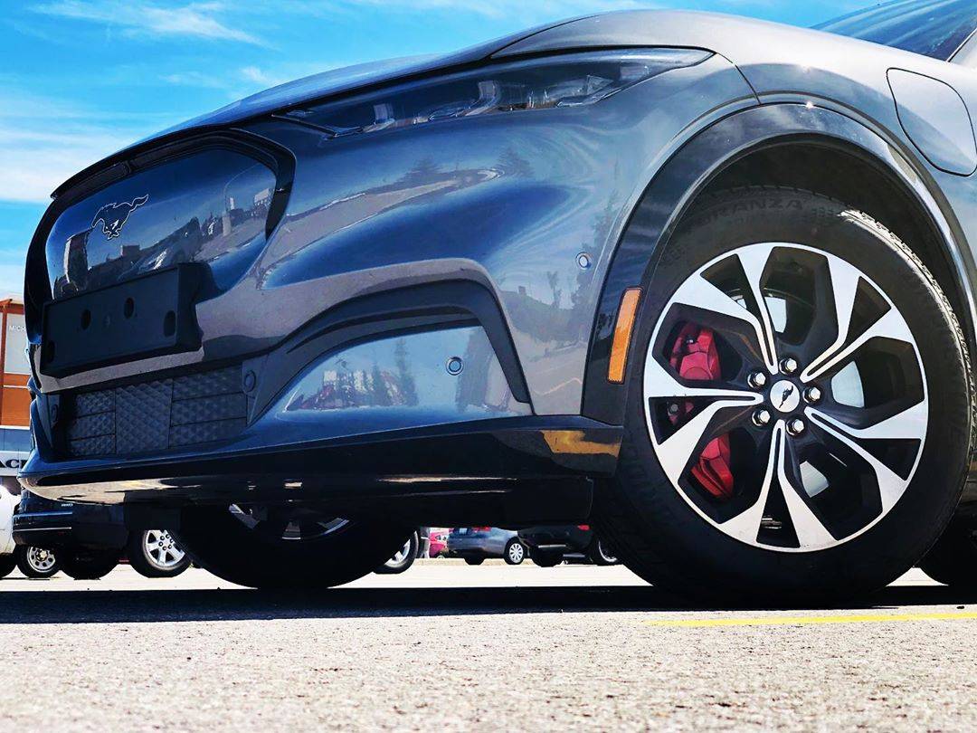 Ford Mustang Mach-E CARBONIZED GRAY Mach-E Club 119649671_1952817168187732_1363067656804049845_n