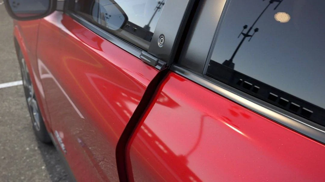 Ford Mustang Mach-E RAPID RED METALLIC Mach-E Photos 54488199_n.jpg?_nc_ht=scontent-amt2-1.cdninstagram