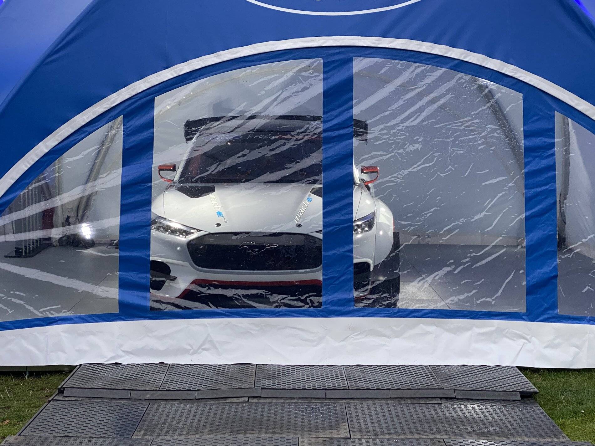 Ford Mustang Mach-E Ford Go Electric events in the Netherlands, Germany, Italy, France, and Spain 1121F12B-B5AE-4B7D-8DD1-8F6D2DE91586