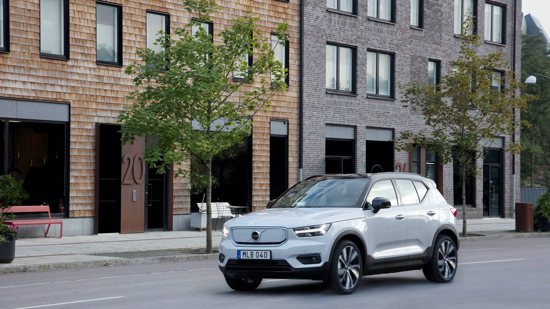 Ford Mustang Mach-E 2021 Volvo XC40 Recharge EV First Drive Review: Pure Electric P8wer 2021-volvo-xc40-recharge_100763388