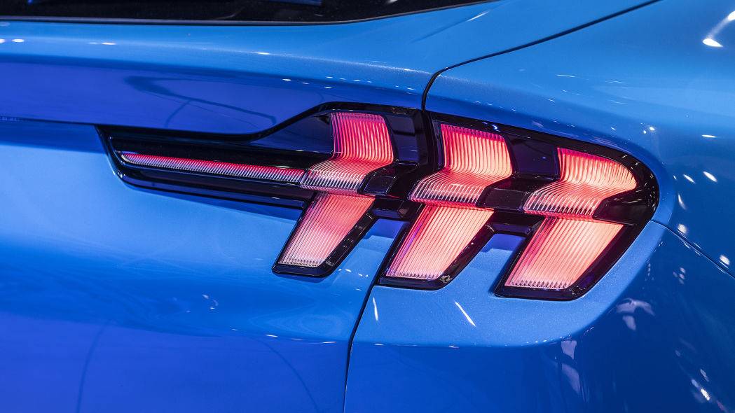 Ford Mustang Mach-E Autblog Mach-e Overview 2021-ford-mustang-mach-e-la-14