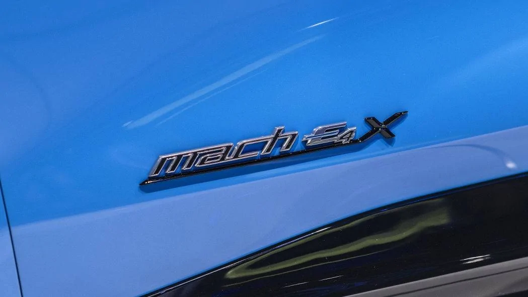 Ford Mustang Mach-E Autblog Mach-e Overview 2021-ford-mustang-mach-e-la-13