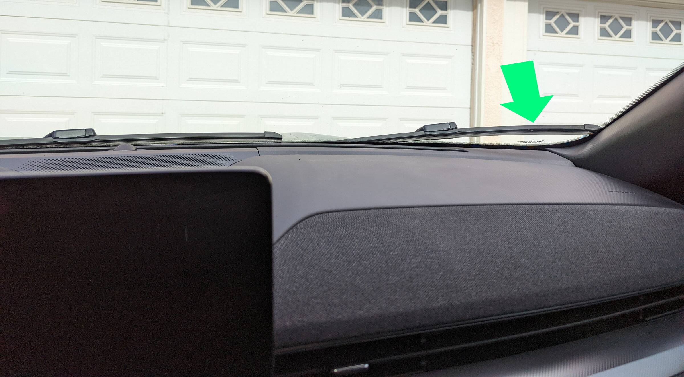 Ford Mustang Mach-E TRIM DAMAGE during GLASS RECALL WORK PXL_20220128_201526402-picsay
