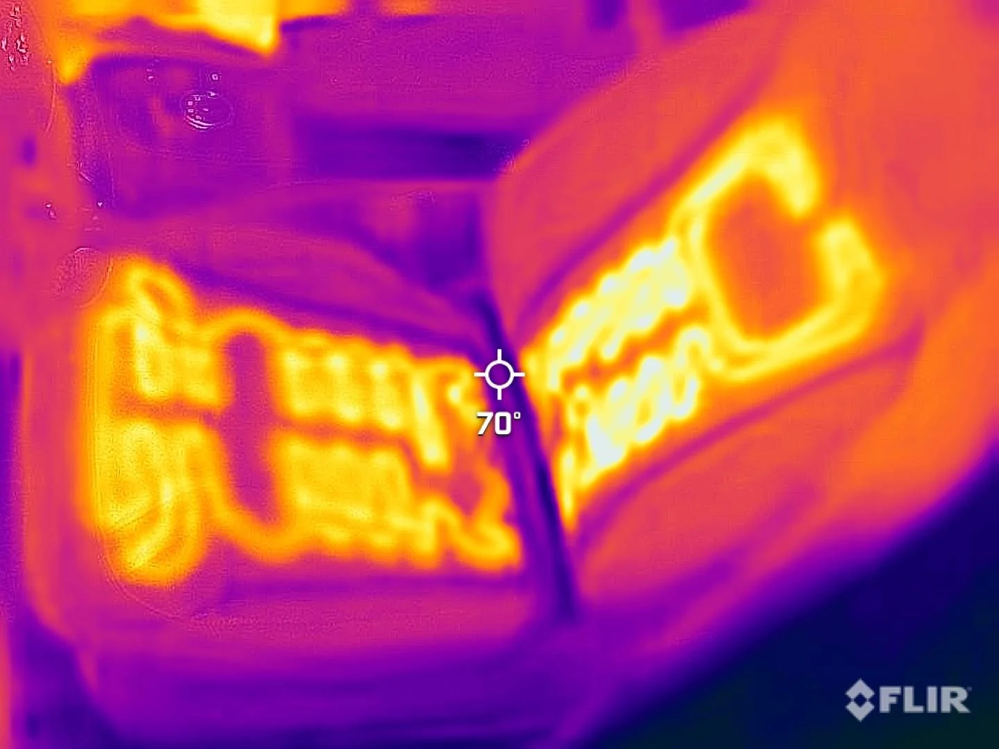 Ford Mustang Mach-E Thermal Photos of Mach-E Preconditioning 90867830-BA0B-4501-B2AA-543BEB09C52A