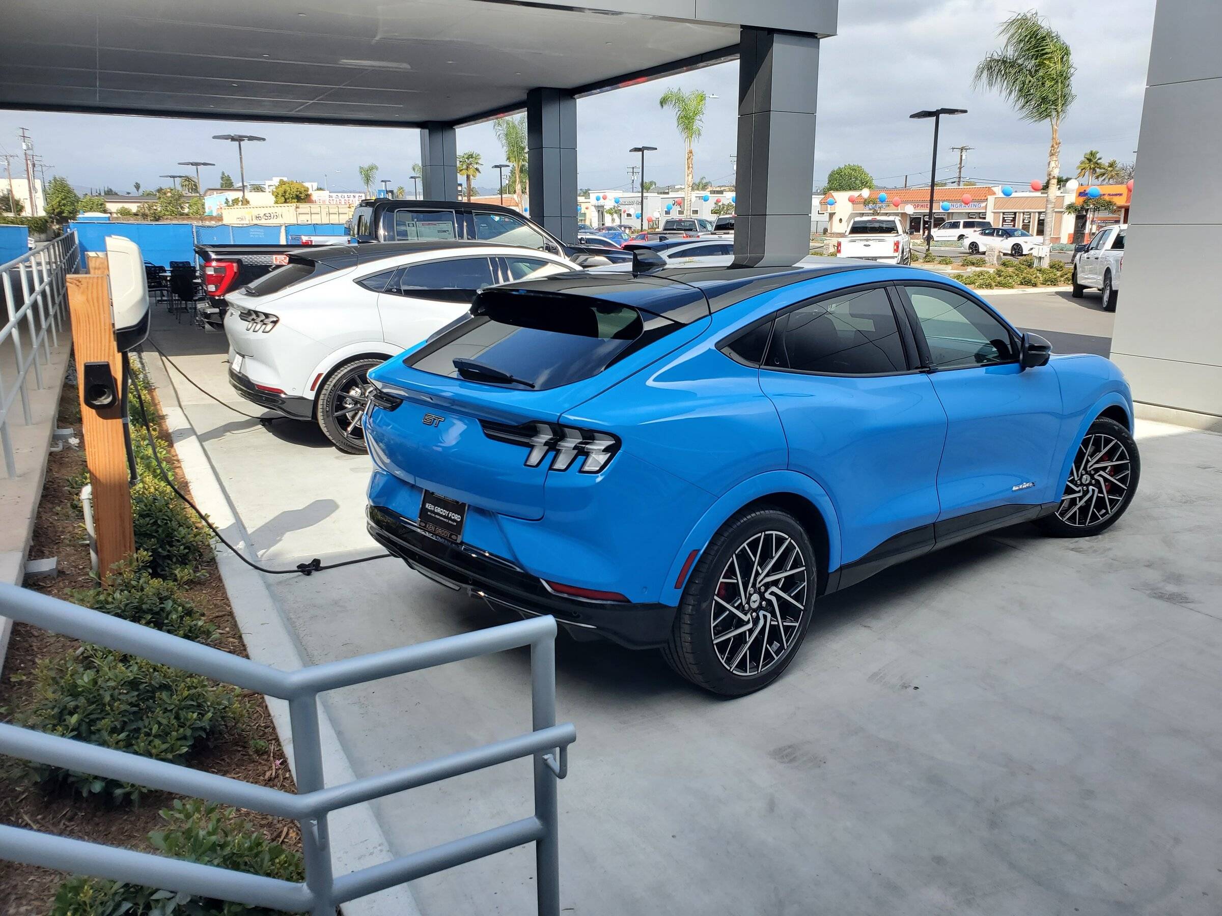 Ford Mustang Mach-E 01/10/22 Build Week Chat/Gang 20220221_133957