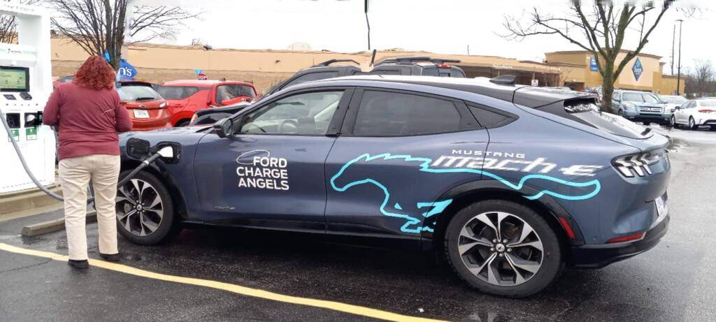 Ford Mustang Mach-E Pony Graphic Want i-kRvSz7x-XL