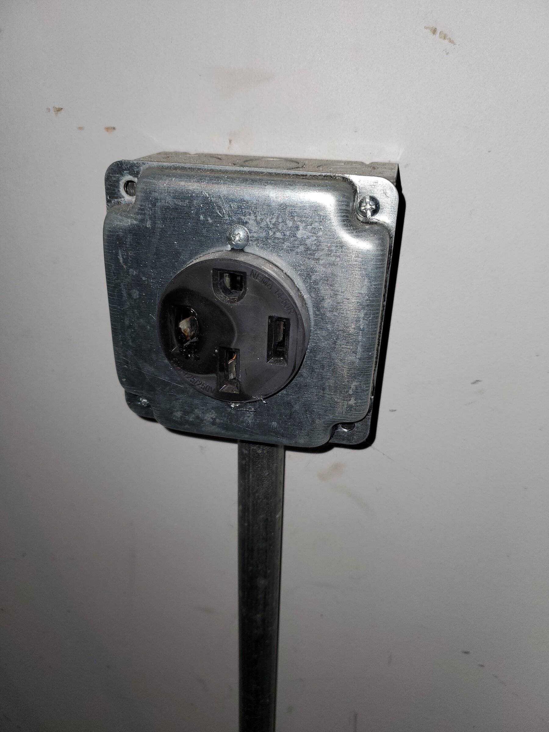 Ford Mustang Mach-E Faint burning smell while charging? 20220303_184004