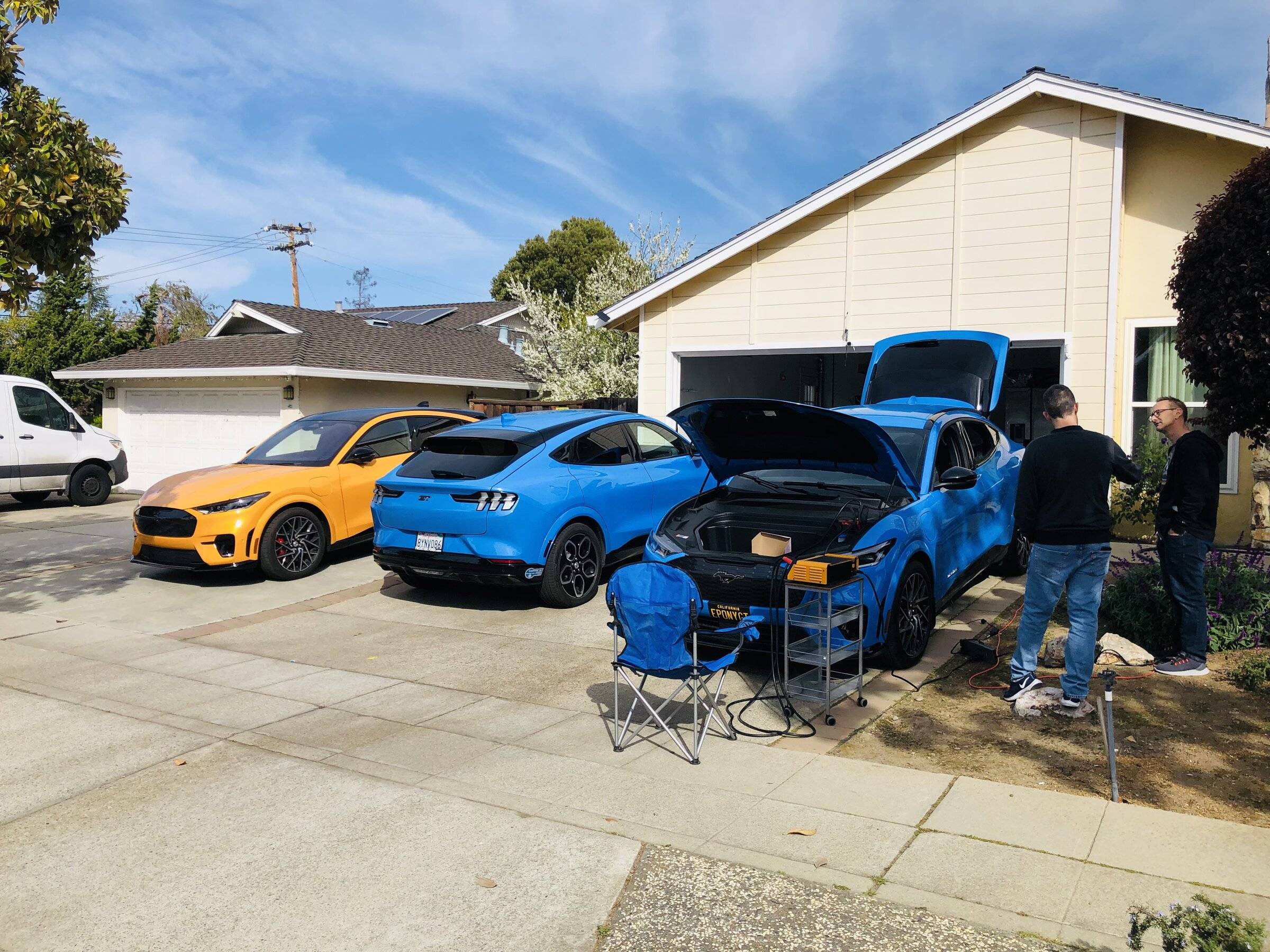 Ford Mustang Mach-E GRABBER BLUE Mach-E Photos 57010D3B-AA0F-463C-B1AF-3C0EBF32840E