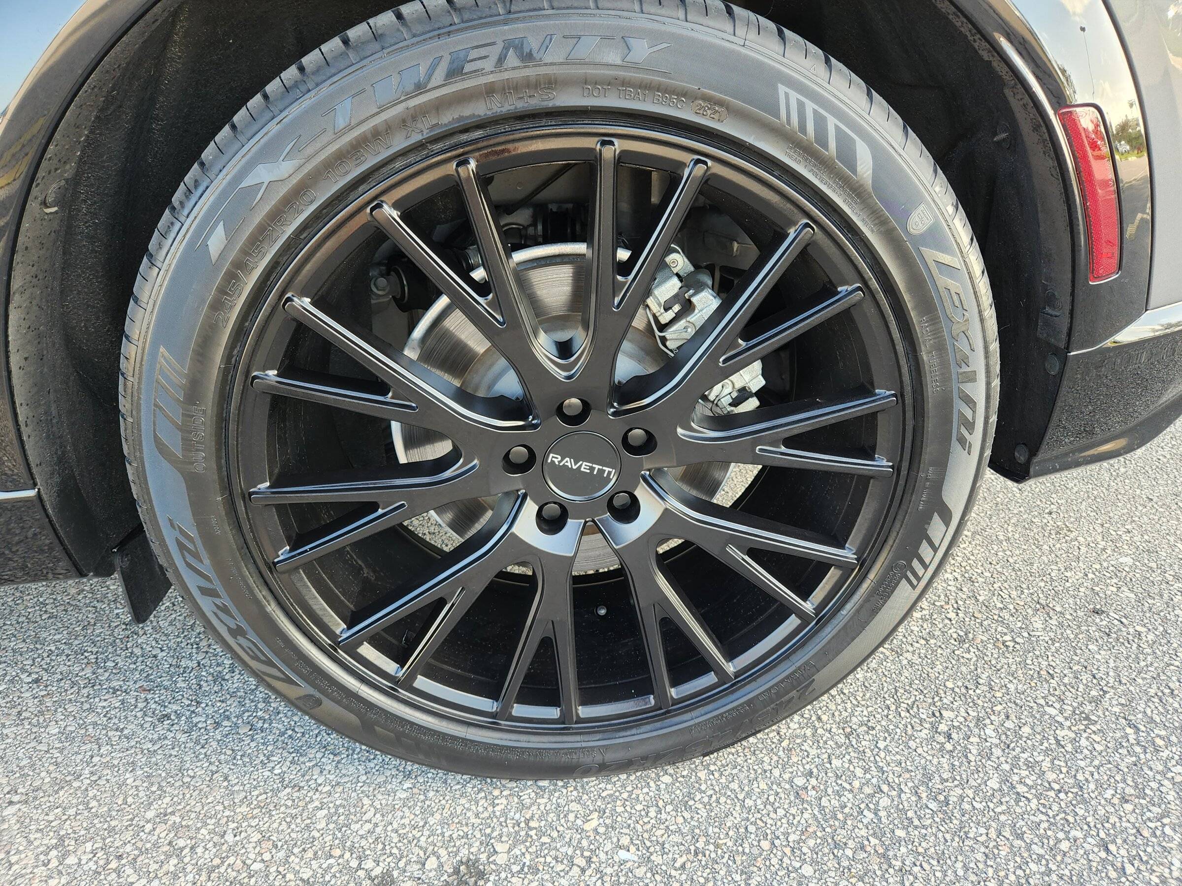 Ford Mustang Mach-E Mach-E Aftermarket wheel and tire information and pictures 20220322_175351